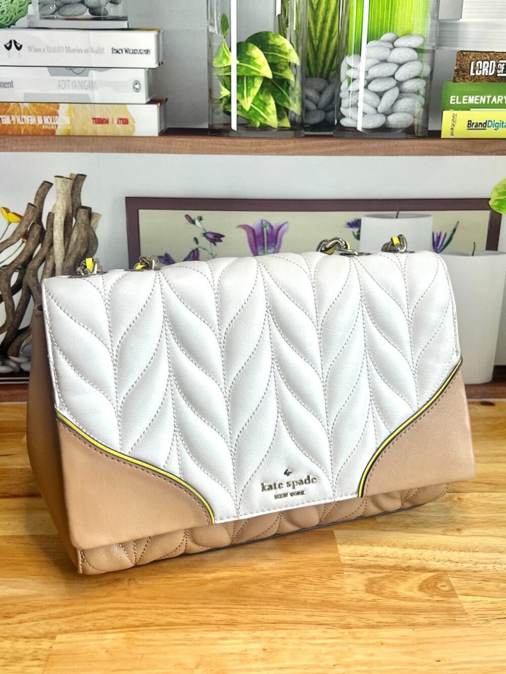 Kate Spade Briar Lane Quilted Emelyn Shoulder Crossbody Bag White Taupe - Picture 6 of 15